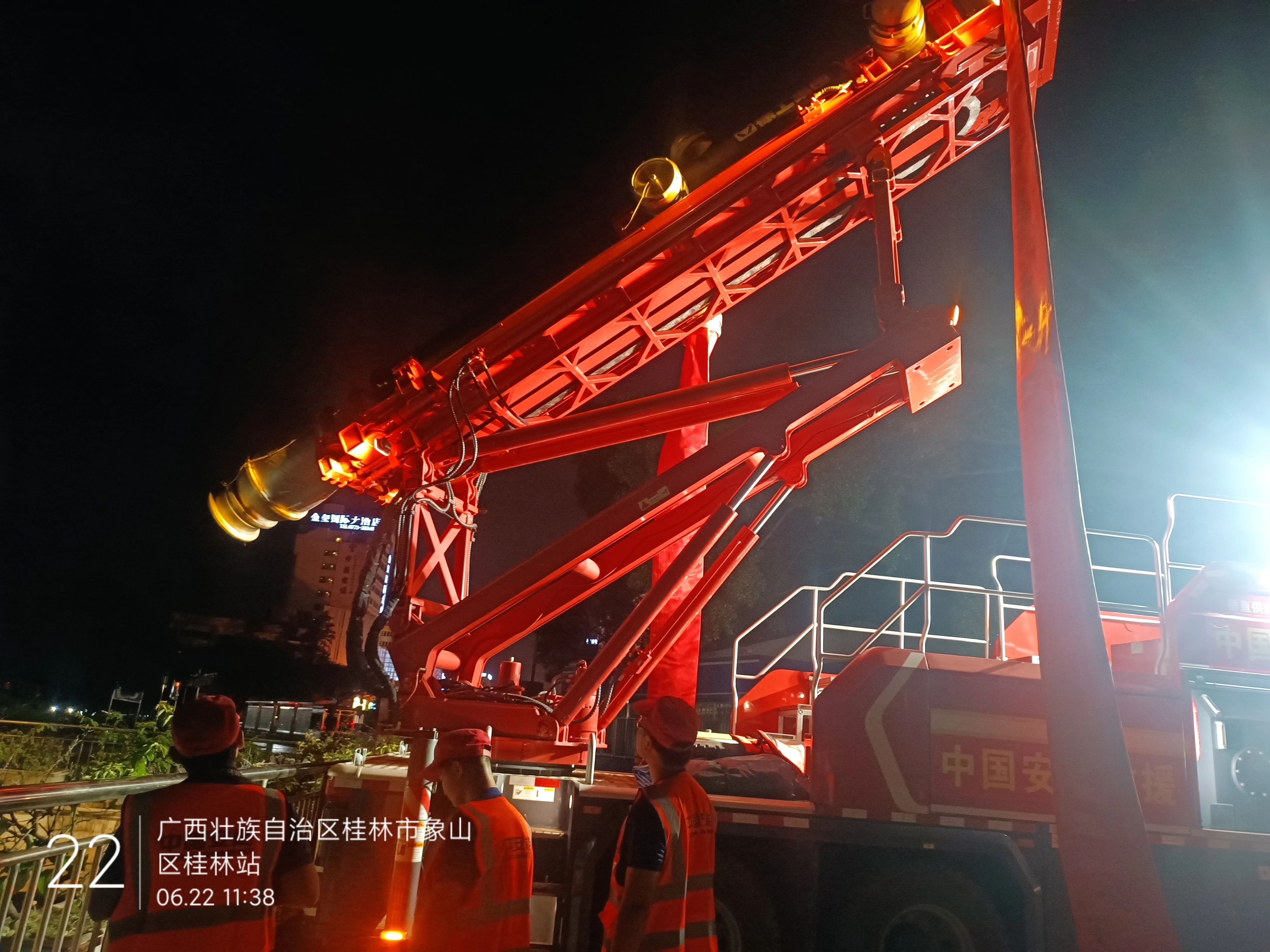 桂林洪水！徐工多臺排澇應(yīng)急裝備全力迎戰(zhàn)!