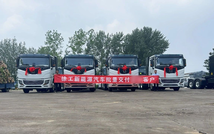 車隊(duì)老板的“致富經(jīng)”：“選擇徐工，就是選擇成功！”