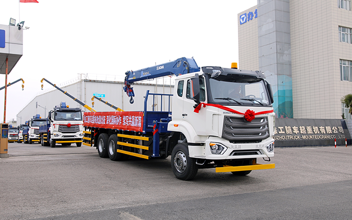 徐工SQS250隨車起重機(jī)批量發(fā)車，助力 “一帶一路” 沿線基建騰飛