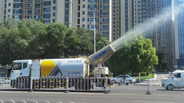 徐工多功能抑塵車，助力家鄉(xiāng)徐州環(huán)境，更“凈”一步！