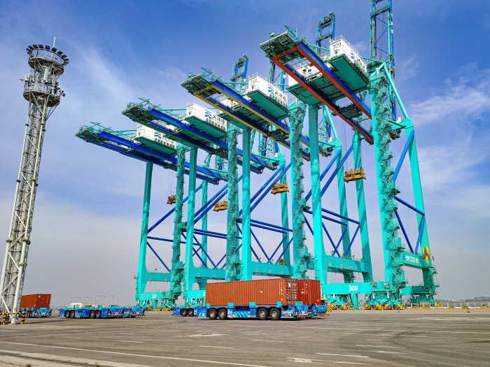 百臺集群，百萬箱量！徐工AGV打造智慧港口“中國標(biāo)桿”