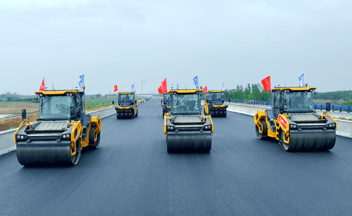 坐標(biāo)：湖北高速！場(chǎng)景：無(wú)人駕駛！