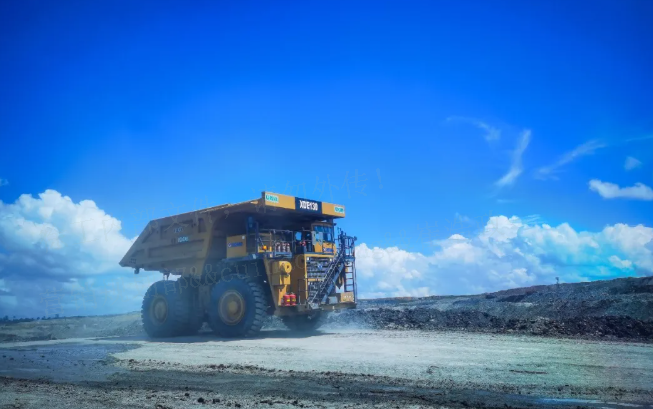 能拉能跑！徐工XDE130雙橋剛性礦車效能非凡！