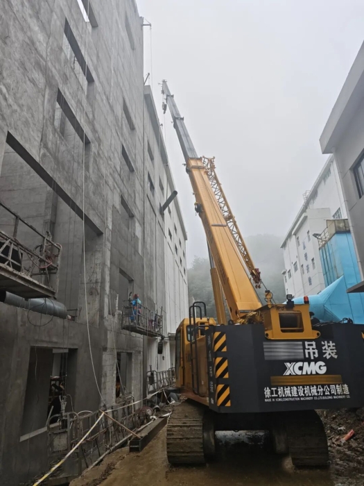 5米窄縫顯神威！請(qǐng)看XGTC30L5助力破解“灰塵圍城”！