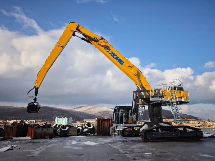 【工程特種兵】港口建設(shè)新寵兒！徐工XE850M抓料機(jī)上新！