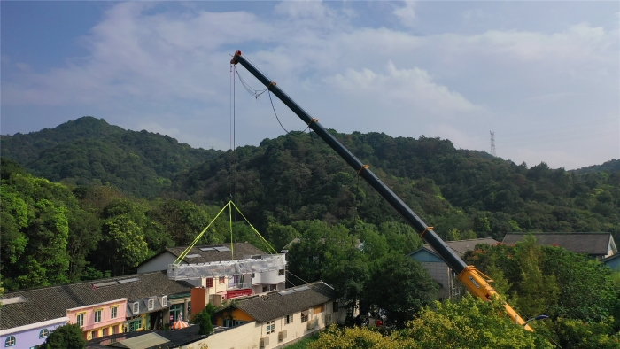 46米跨距吊3天！徐工G2代四橋130噸“闖入”影視圈！
