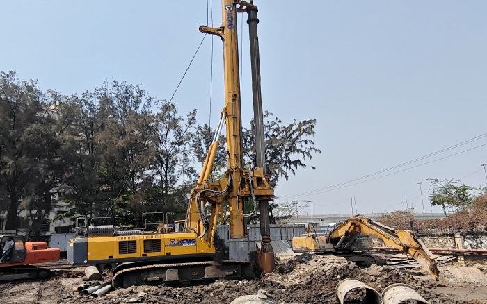 以“穩(wěn)”護(hù)航！徐工XR240I旋挖鉆機(jī)助力南亞基建項(xiàng)目